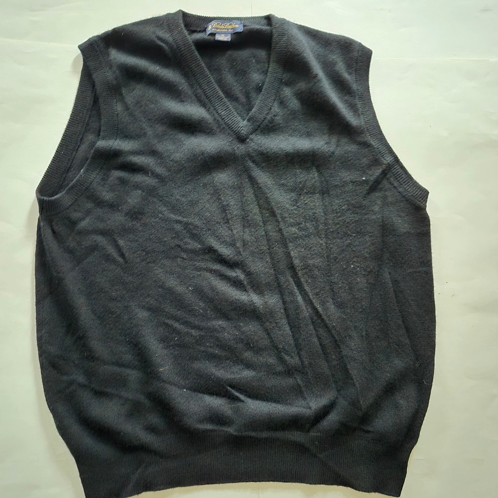 Brooks Brothers Mens XL Black 100% Cashmere V-Neck Sweater Vest Made in Scotland